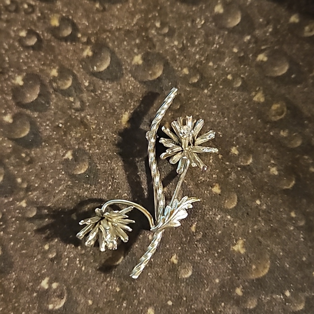 1/20 12k Gold Filled Silver Flower Pin